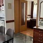 Konig Apartment
